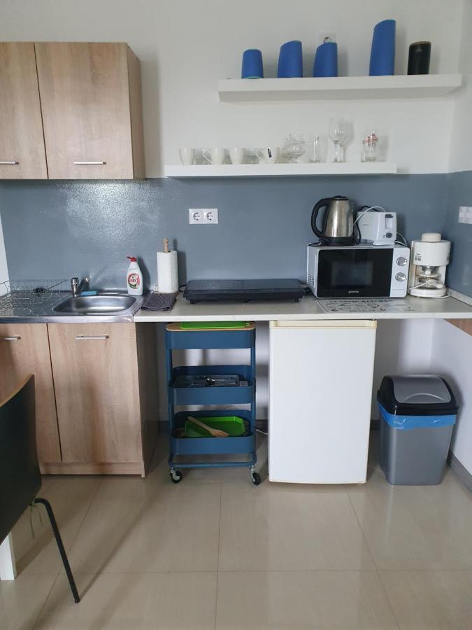Апартаменты Lexi Family Apartman Хайдусобосло Экстерьер фото